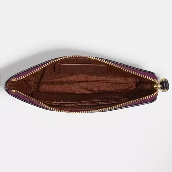 NWT COACH DISNEY COACH WRISTLET Disney iconic villains meet iconic Coach design - Picture 7 of 7